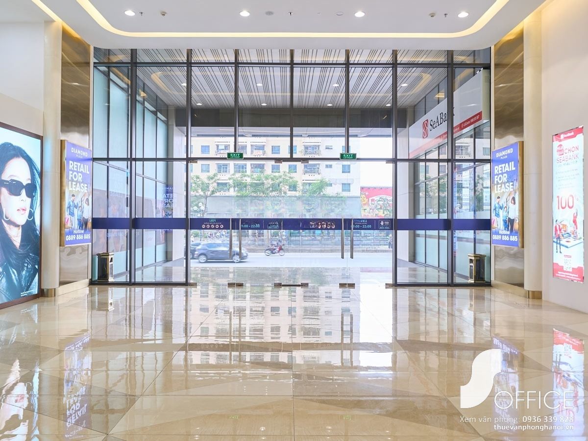 Diamond Plaza