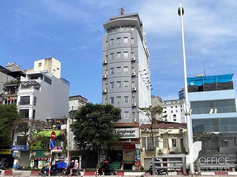 Tòa nhà 24 Đại Cồ Việt - Ảnh 1