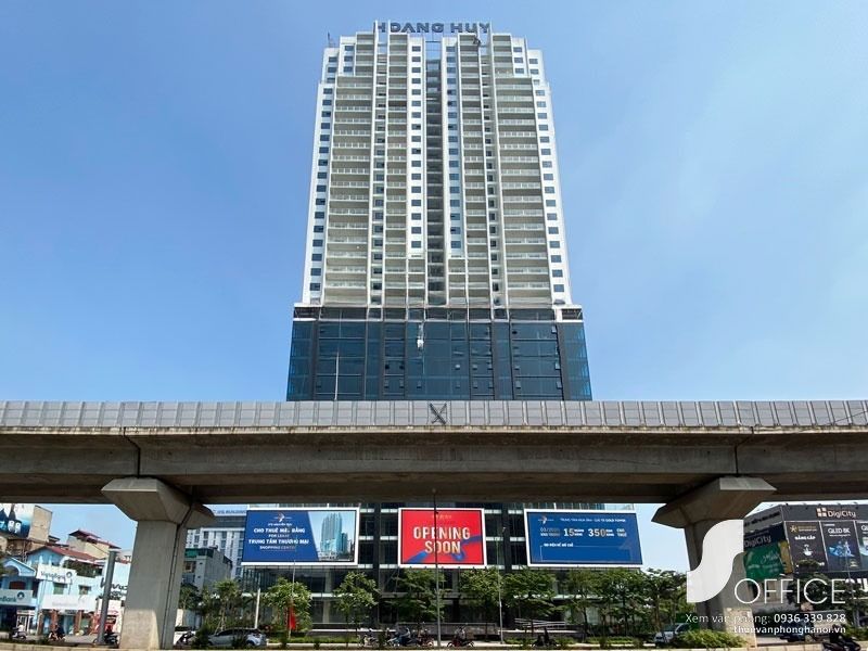 Gold Tower - Ảnh 2