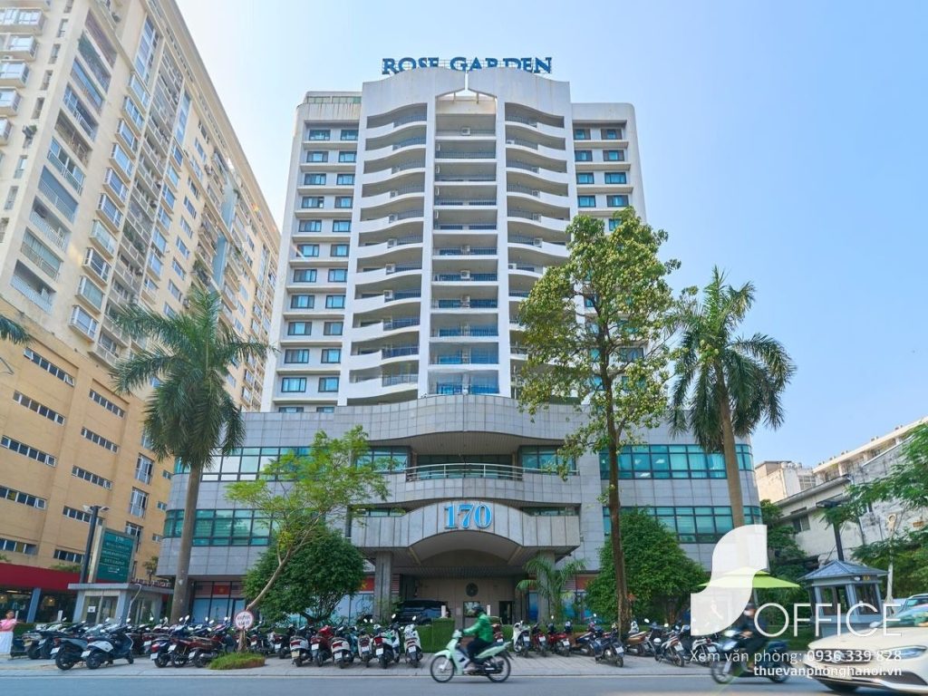 Rose Garden - Ảnh 1